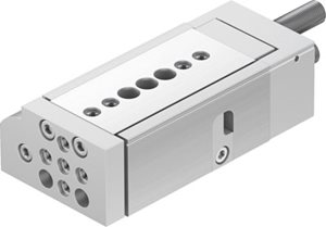 22AP1EC4.jpg